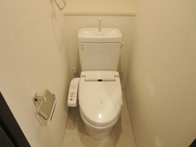トイレ　★温水洗浄便座付きトイレ★