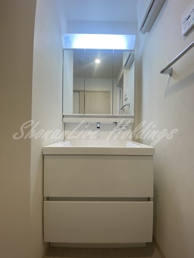 洗面設備　人気の独立洗面♪