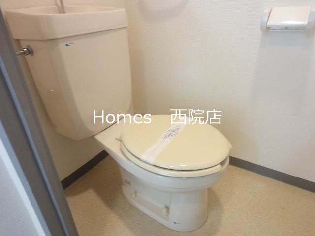 トイレ　別号室参考写真