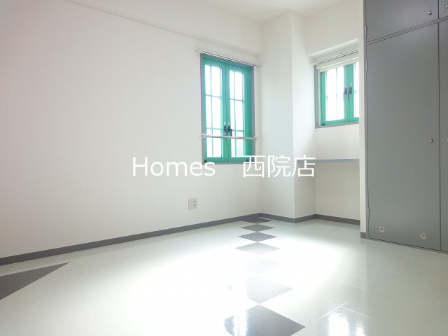 居室・リビング　別号室参考写真