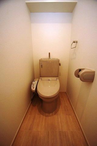 トイレ　※写真と異なる場合は現状優先。