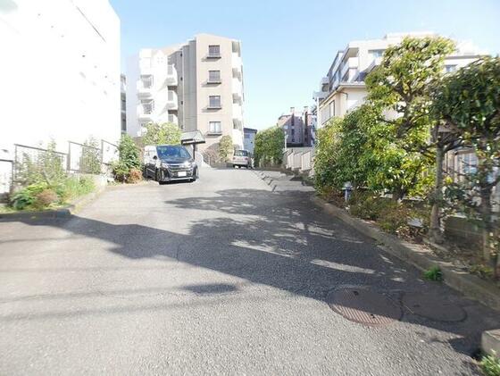 駐車場　敷地内駐車場