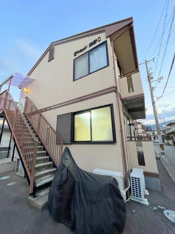 建物外観　内装写真は別号室です