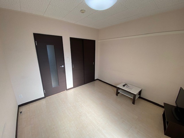 居室・リビング　現況を優先