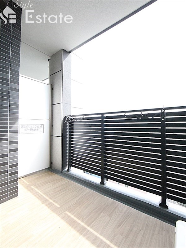 バルコニー　バルコニー