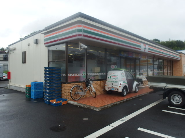 コンビニ　セブンイレブン　横浜栄上郷町店（コンビニ）まで405m
