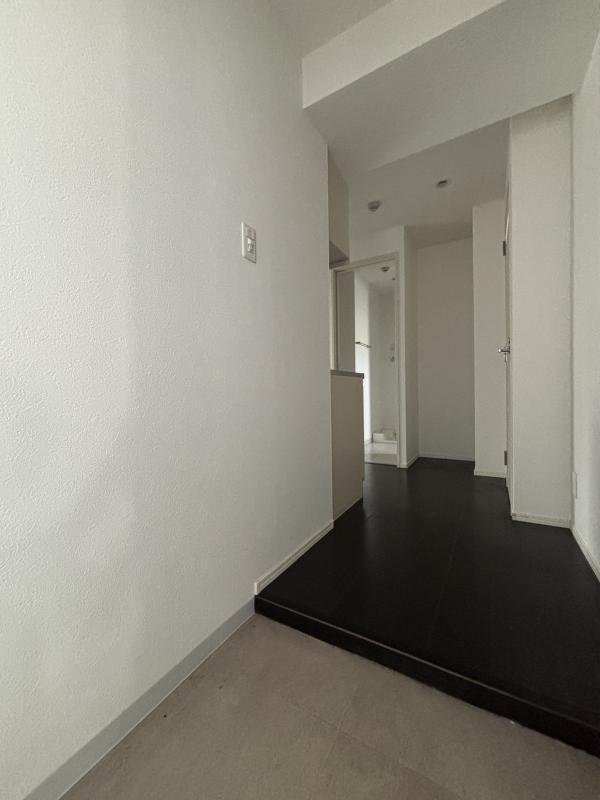 玄関　別部屋の写真です