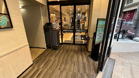 スーパー　ダイエー四谷荒木町店（スーパー）まで399m