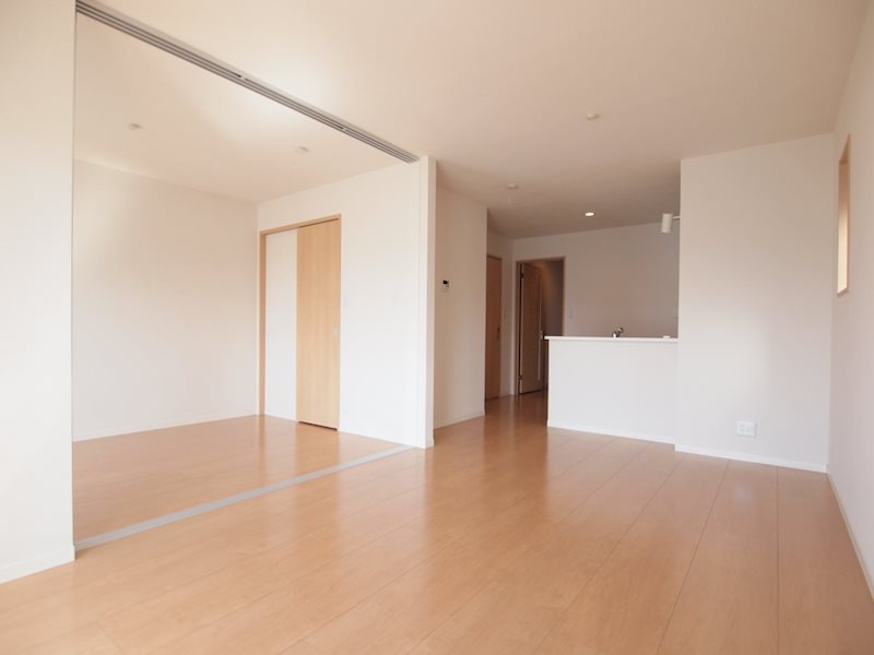 居室・リビング　※別号室写真の為、現況優先