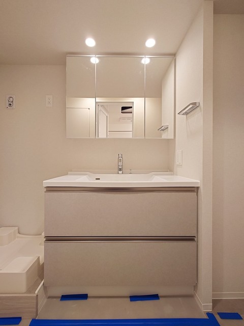 洗面設備　※写真は同タイプ住戸です。