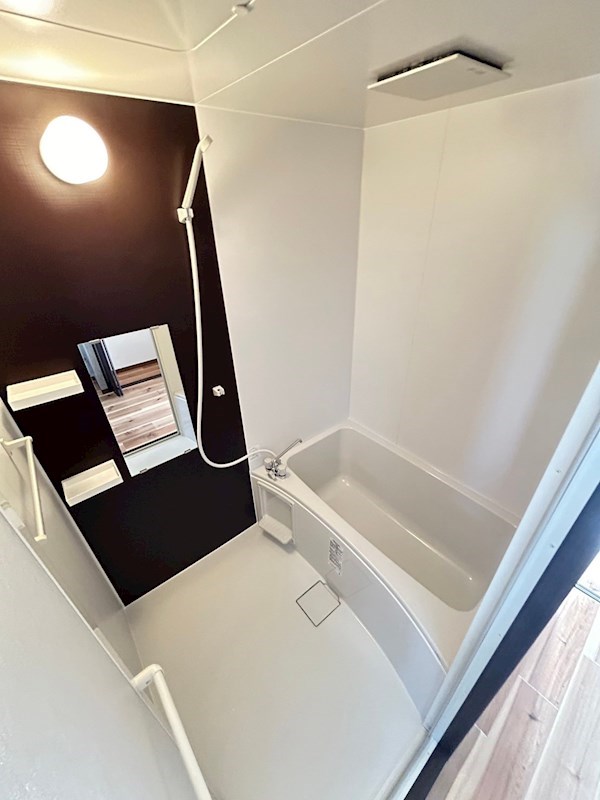 バス・シャワールーム　きれいなお風呂です