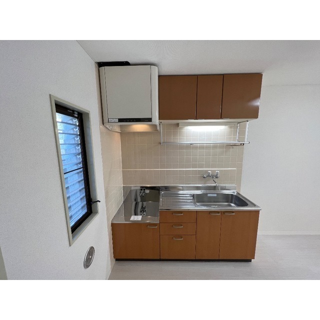 キッチン　コンパクトなキッチンで掃除もラクラク