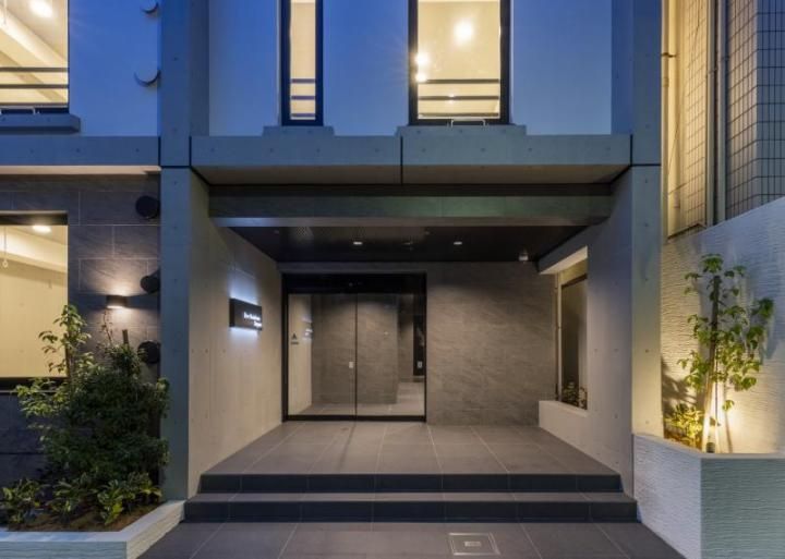 エントランス　清潔なエントランスです