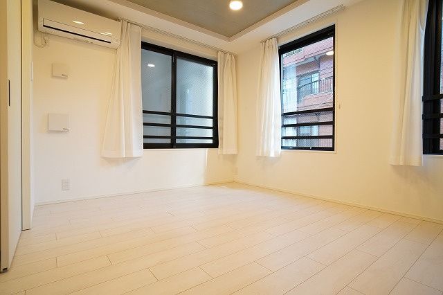 居室・リビング　同タイプ部屋　参考写真です