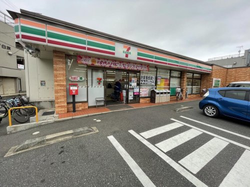 コンビニ　セブンイレブン 千葉白旗店（コンビニ）まで302m