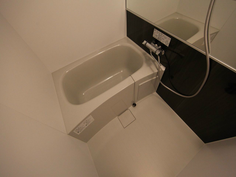 バス・シャワールーム　浴室暖房乾燥機付　24時間換気機能付バスルーム