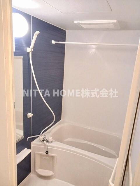 バス・シャワールーム　お風呂の設備も整っています◎