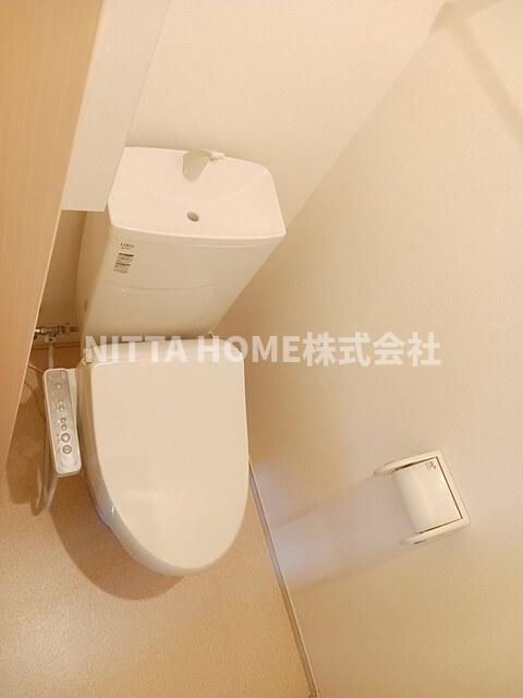 トイレ　ウォシュレット付きで便利です◎