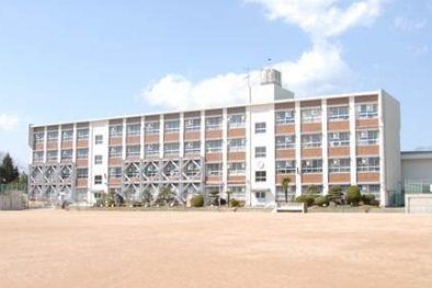 小学校　君影小学校（小学校）まで641m