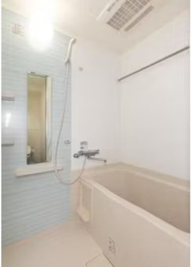 バス・シャワールーム　※別部屋の参考写真です。