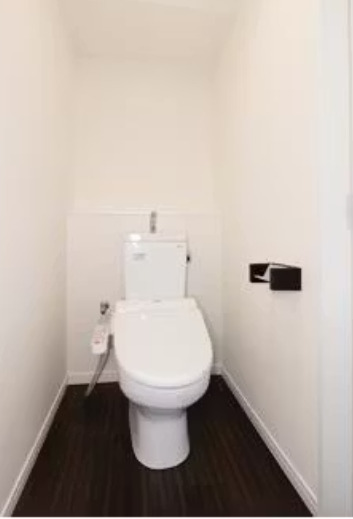 トイレ　※別部屋の参考写真です。