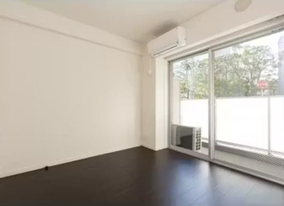 居室・リビング　※別部屋の参考写真です。