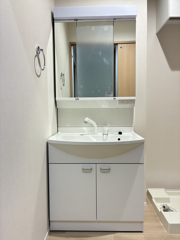 洗面設備　広い洗面スペース