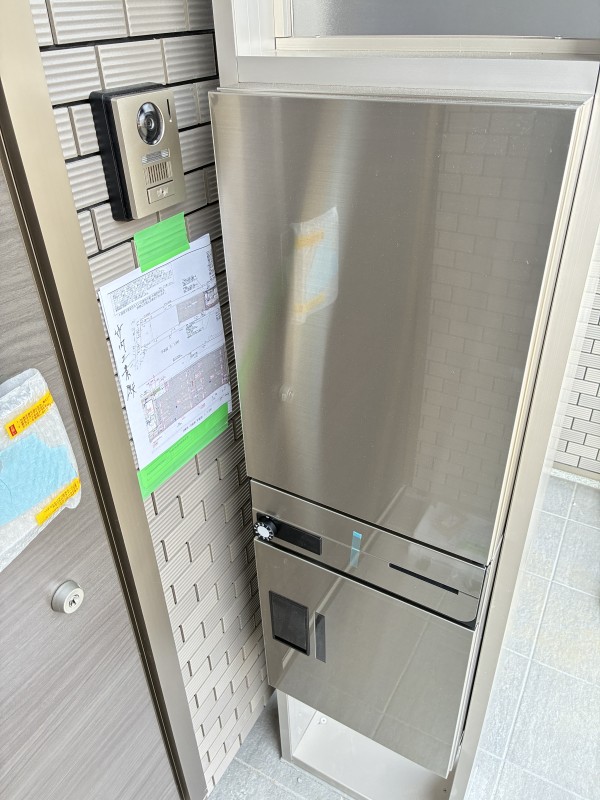 玄関　収納もある玄関です