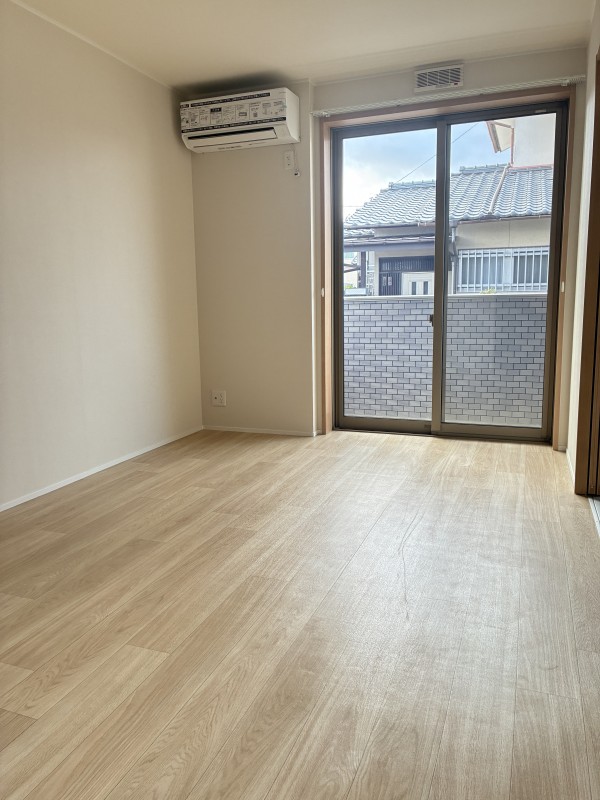 居室・リビング　ゆったり過ごせる居間です