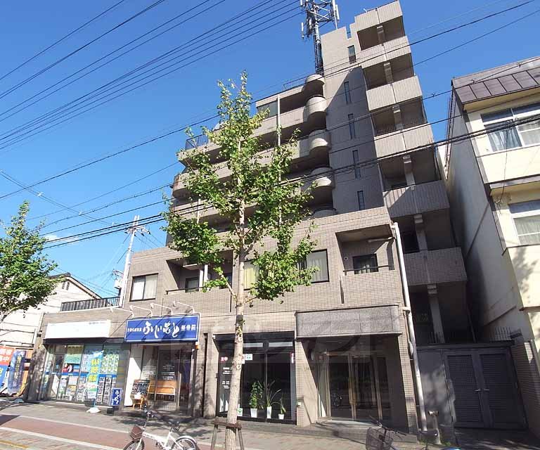 建物外観　・お問い合わせは京都ライフまで・
