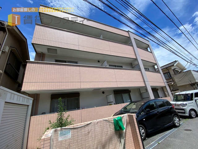 建物外観　前面開けていて日当たり良好です