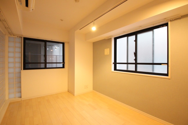 居室・リビング　※別室の参考写真の為、現況優先です。