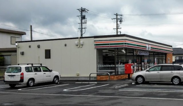 コンビニ　セブン－イレブン　掛川大坂店（コンビニ）まで384m