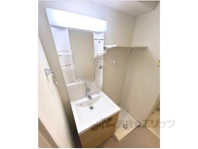 洗面設備　同系統参考写真