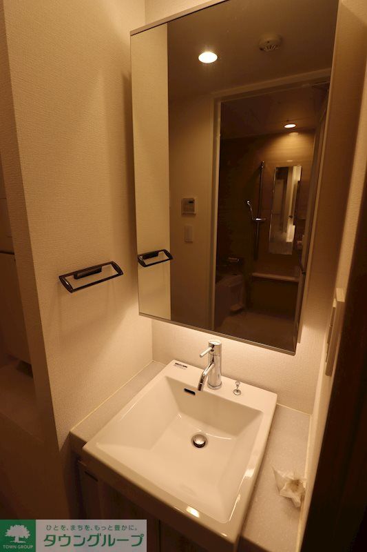 洗面設備　★写真は別タイプになります