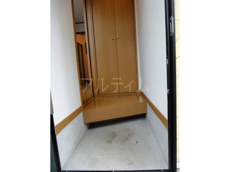 玄関　他の部屋の写真です。