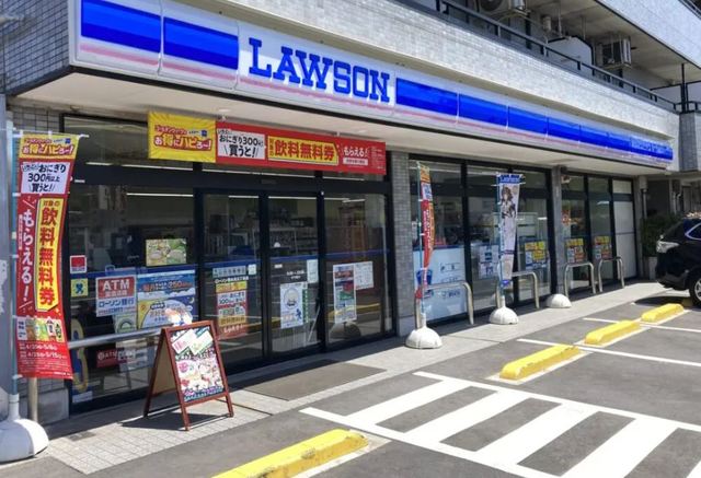コンビニ　ローソン西水元三丁目店（コンビニ）まで3m