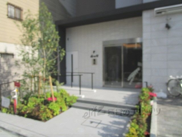 エントランス　エントランス