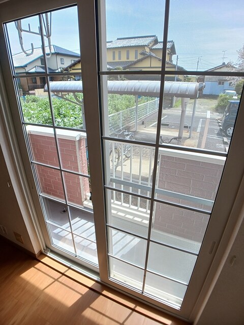 バルコニー　※写真は別号室のものですので現状優先とさせていただきます