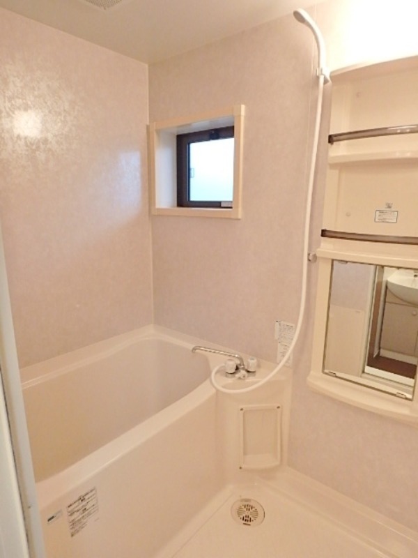 バス・シャワールーム　図面と現状に相違がある場合には現状を優先．．．