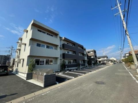 建物外観　外観写真（昼）