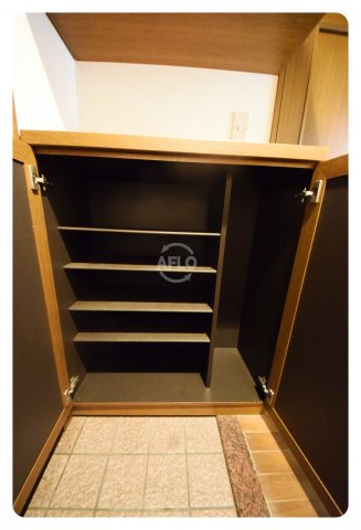 収納　セレッソコート南船場　シューズボックス