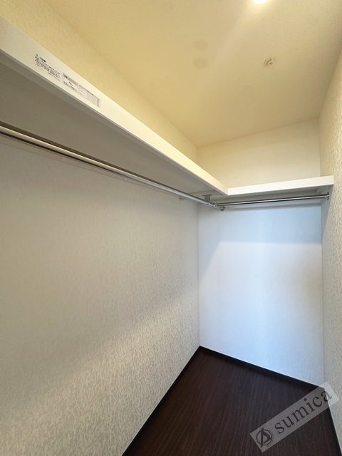 収納　ウォークインクローゼットにたっぷり収納♪♪