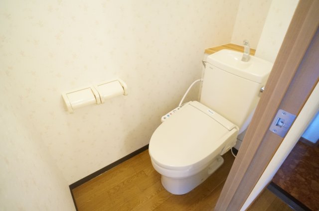 トイレ　洋室