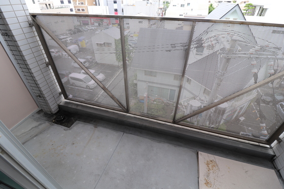 バルコニー　※別号室の写真です