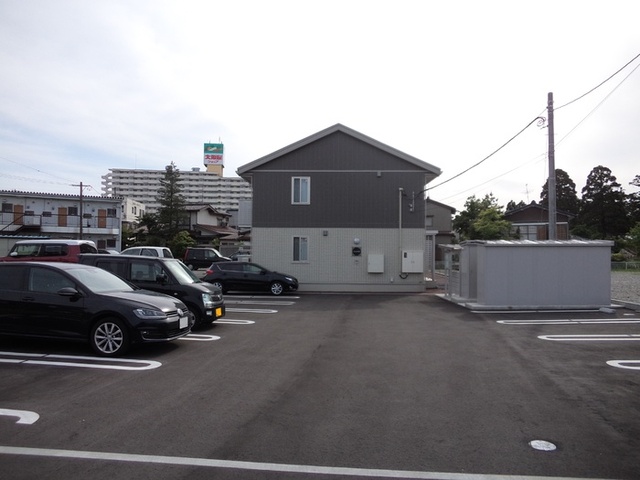 駐車場　駐車場