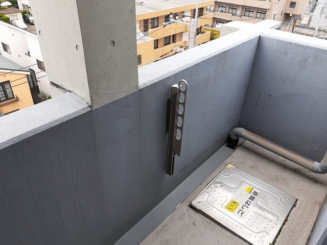 バルコニー　バルコニー