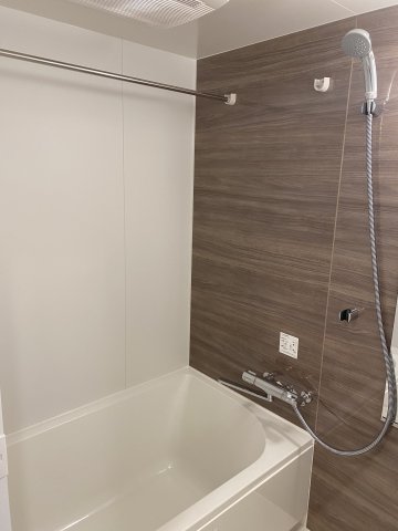 バス・シャワールーム　※別部屋の参考写真です。