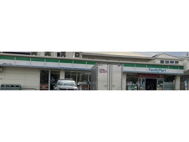 コンビニ　ファミリーマート道徳通二丁目店（コンビニ）まで487m