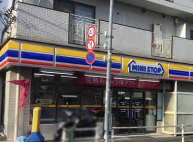 コンビニ　ミニストップ 経堂店（コンビニ）まで377m